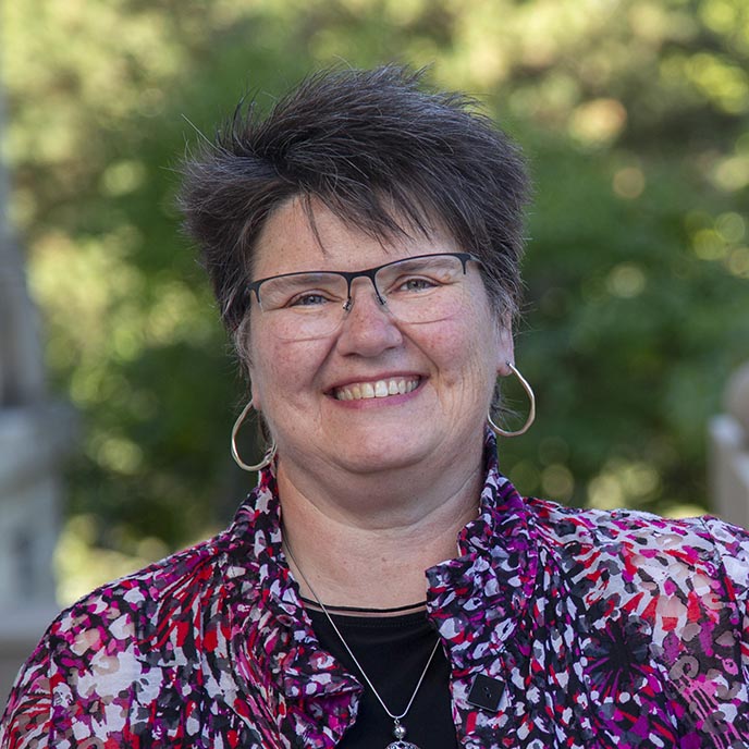 Headshot of Carolann Jensen.